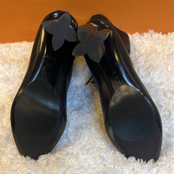 Louis Vuitton booties - Picture 7 of 13